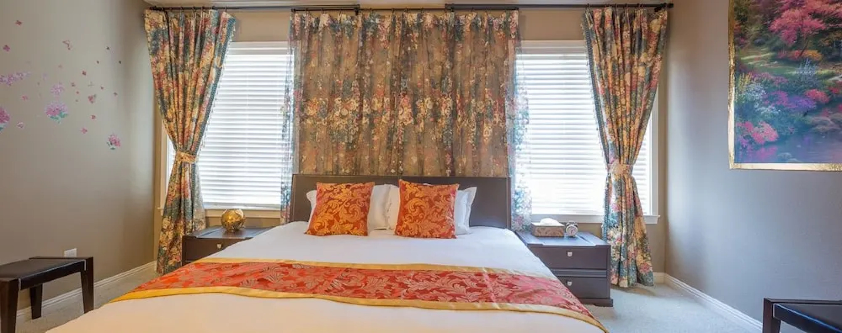 Sunny and Elegant Villa