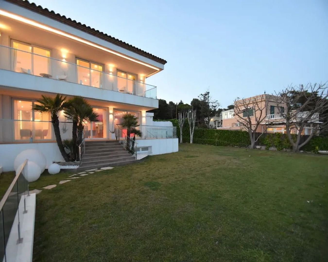 Gaudí Vilanova Hlclub House Hutb-038675