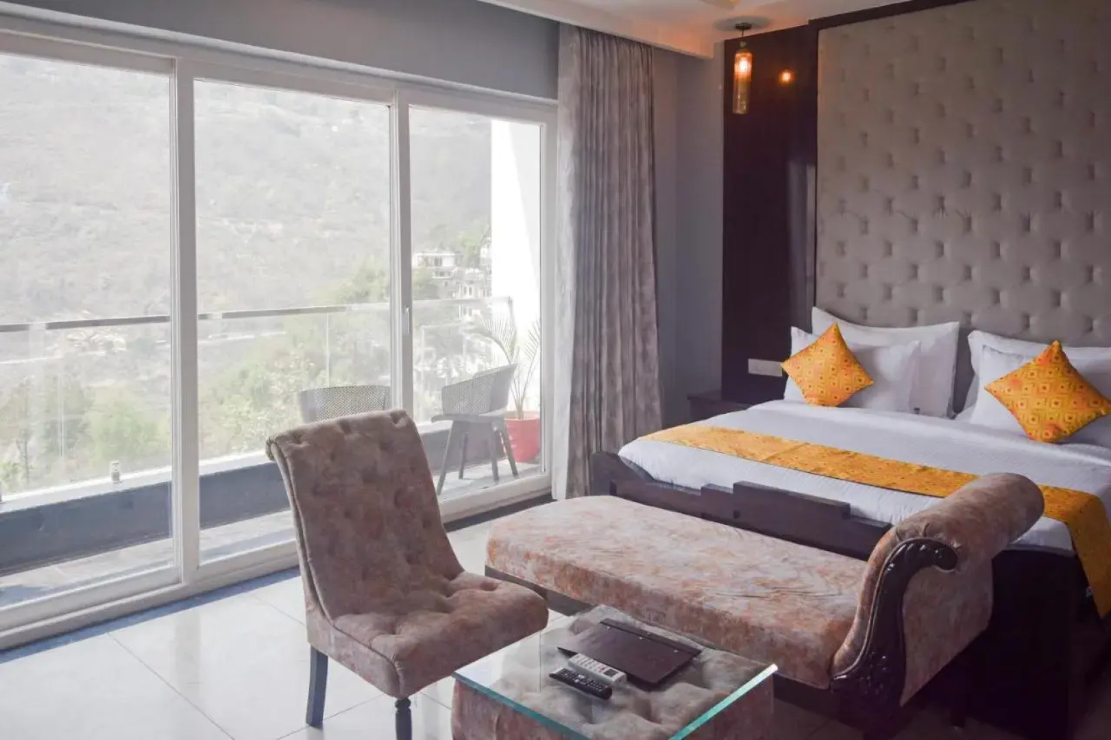 Sterling Kastoori Rudraprayag