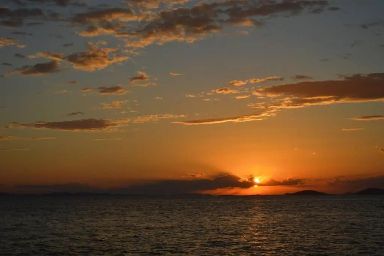 Private studio apartment with a garden and a terrace