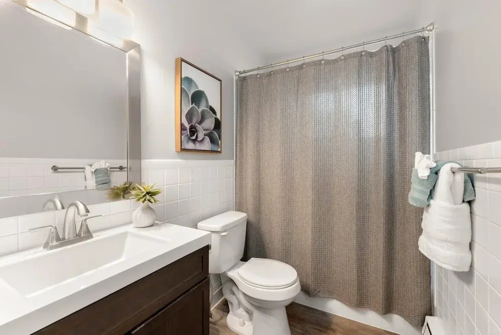 Breathtaking condo in the heart of Old Town