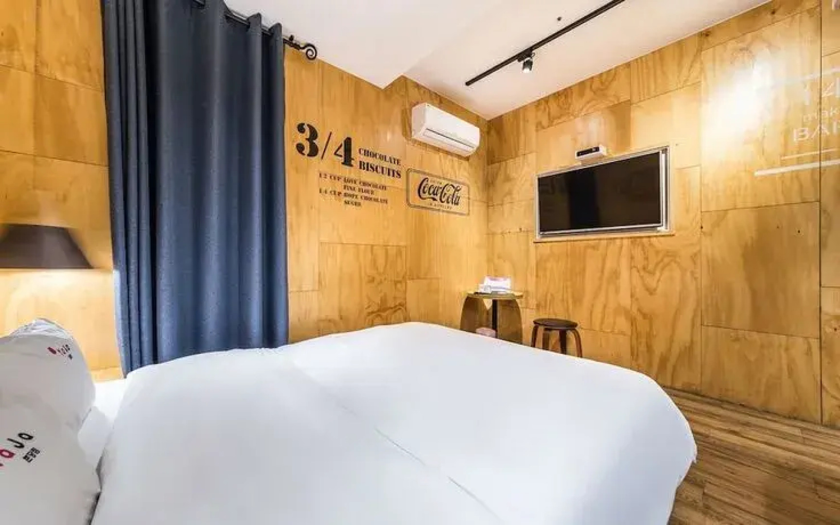 Quality Suites Convention Center