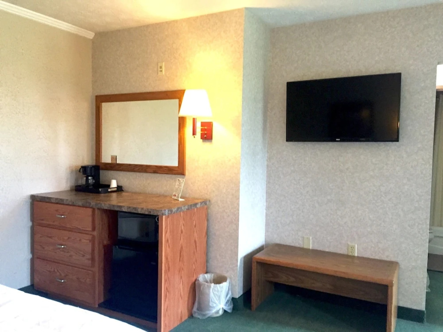 Bright Leaf Golf Resort