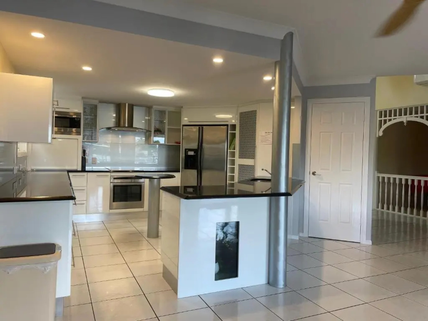 SPECTACULAR WATERFRONT Canal Home, BRIBIE ISLAND