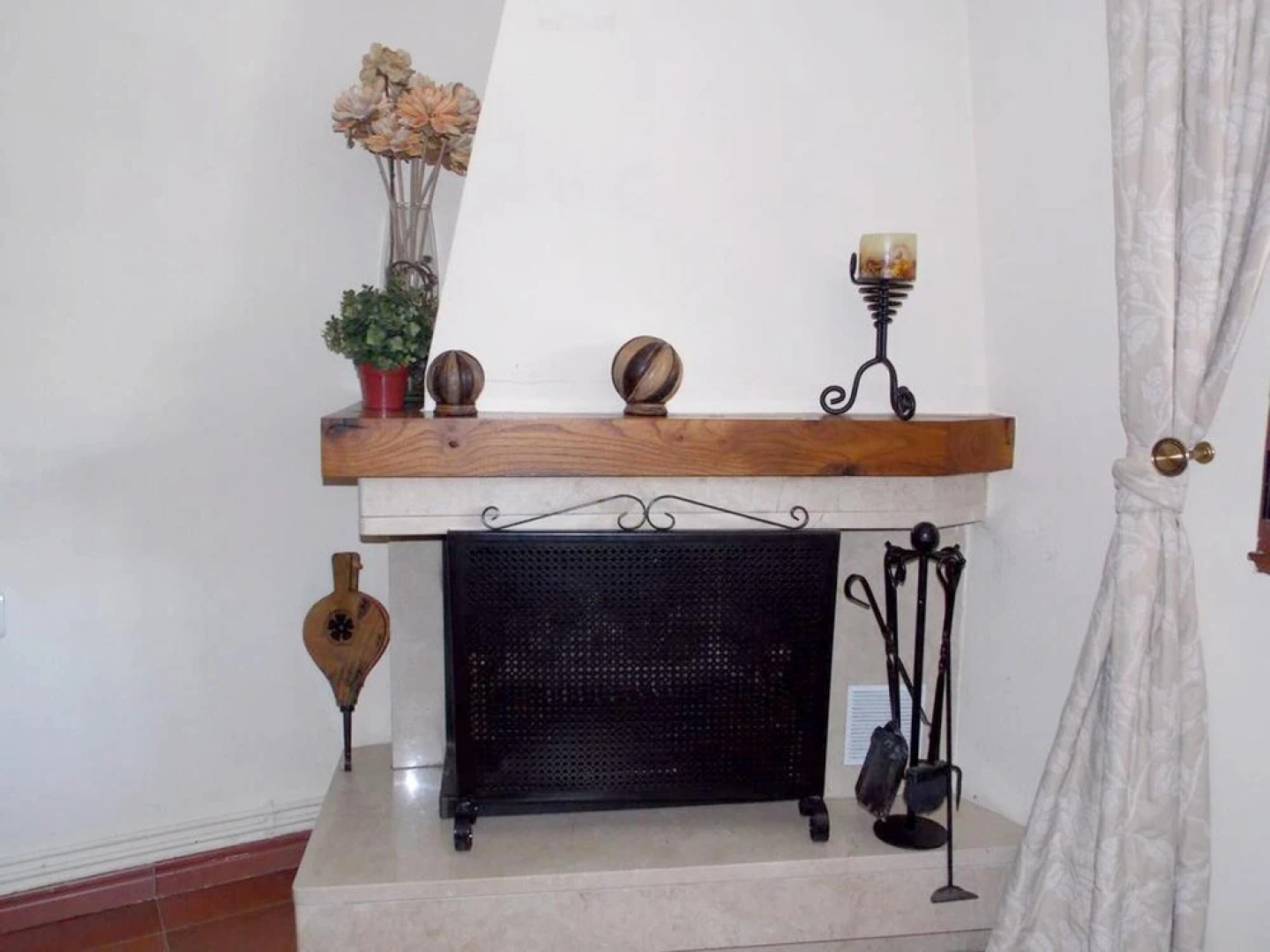 House With 6 Bedrooms in Molinaseca, With Wonderful Mountain View and Wifi