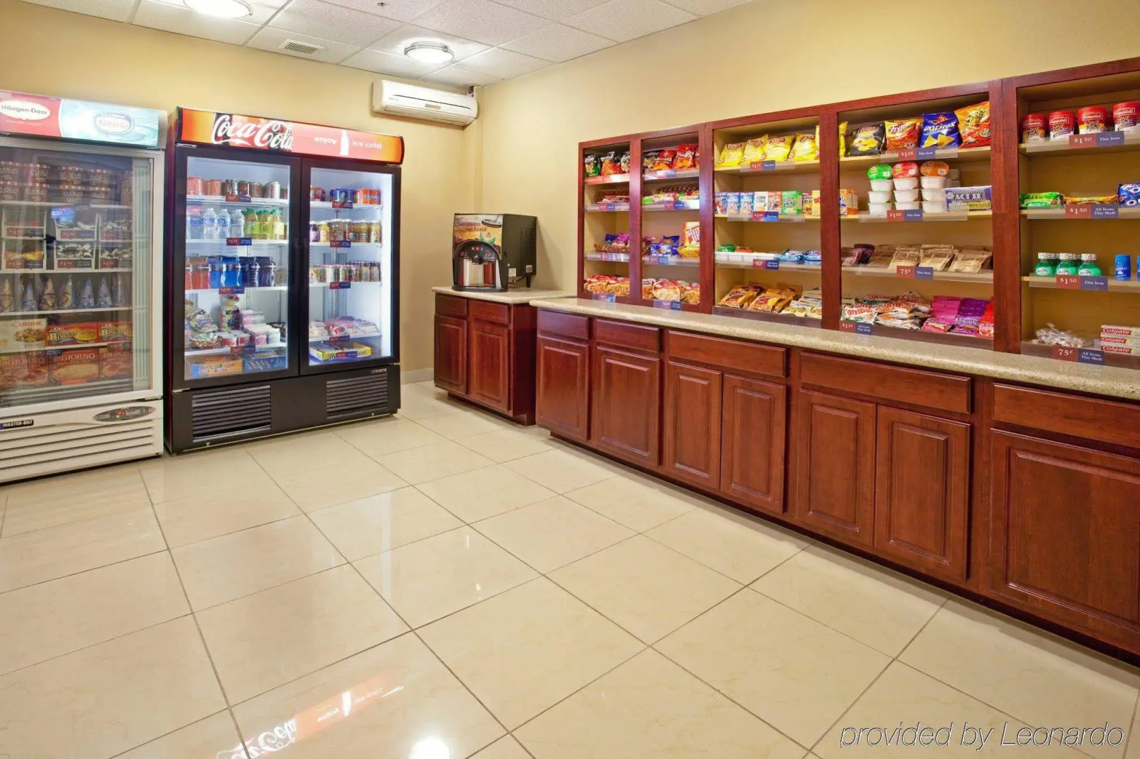 Candlewood Suites Airport by IHG