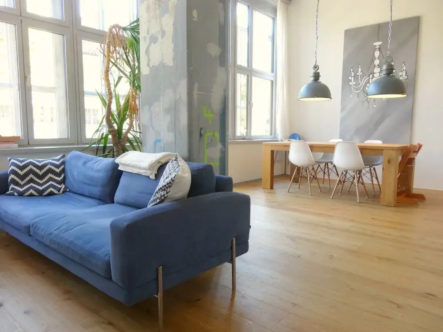 AirHosted - Zurich Vacation Home Rentals