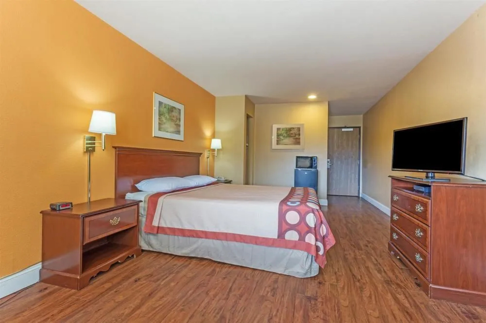 Super 8 By Wyndham Dixon/Uc Davis