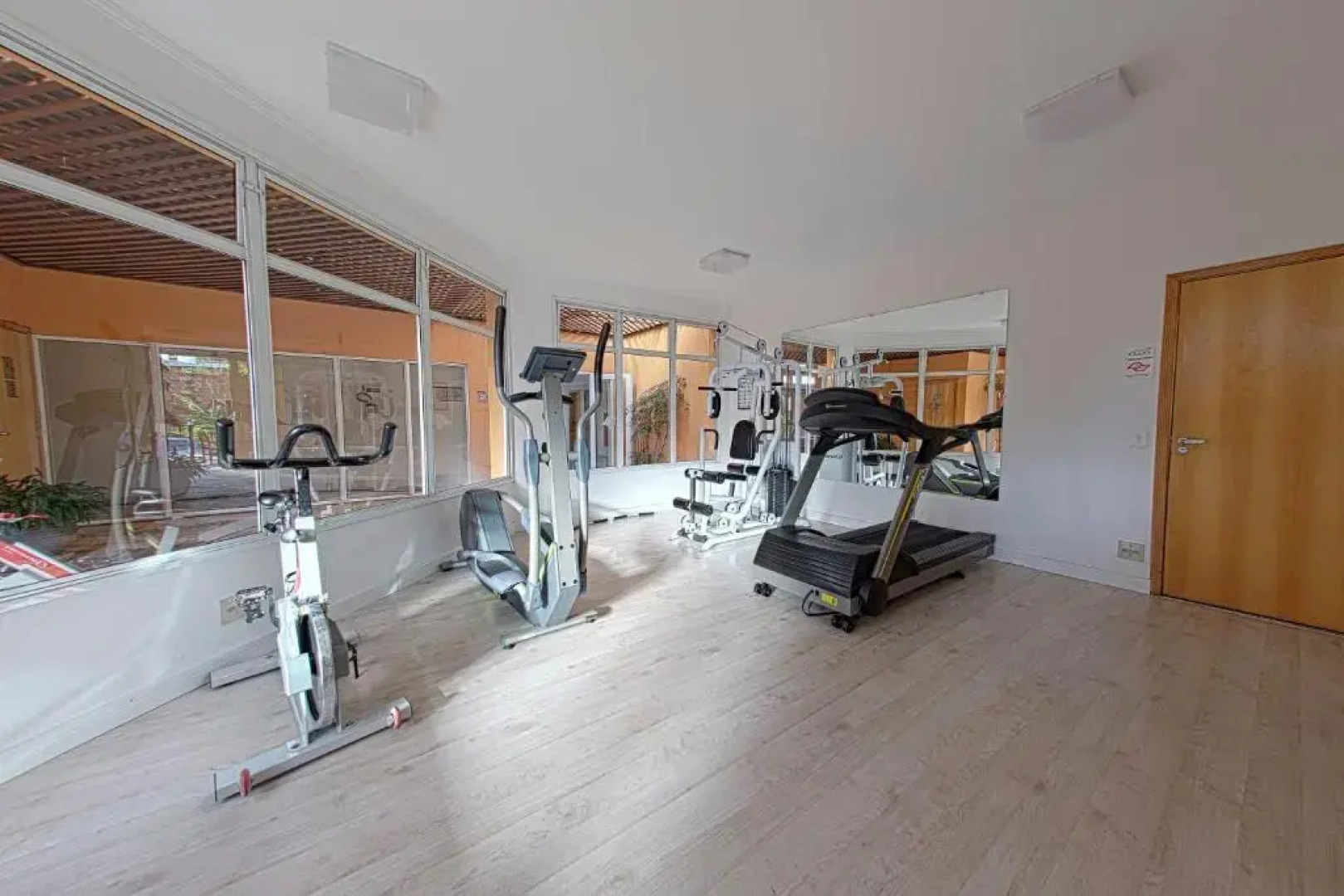 Carlton Plaza Baobá