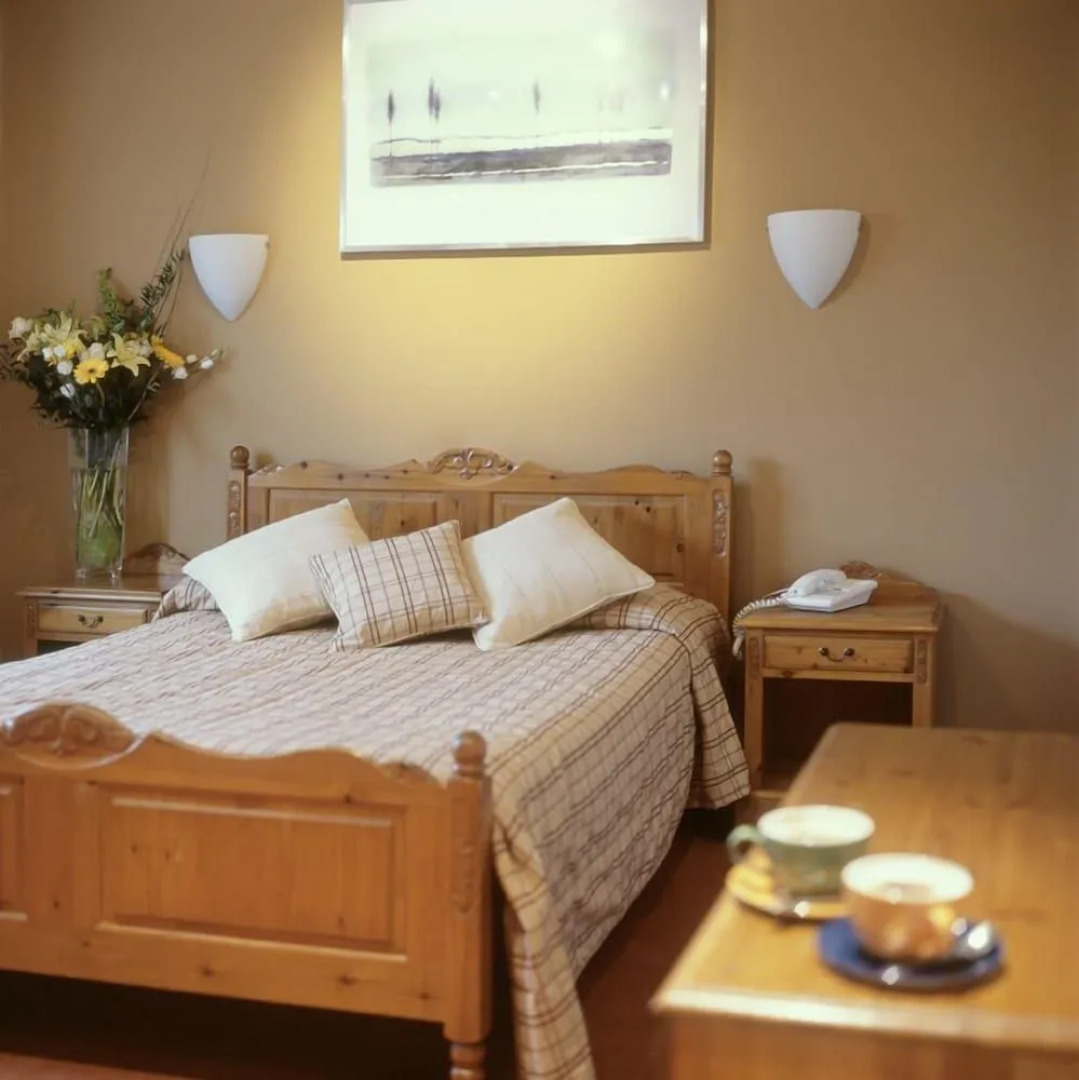 Whoop Hall Hotel and Leisure