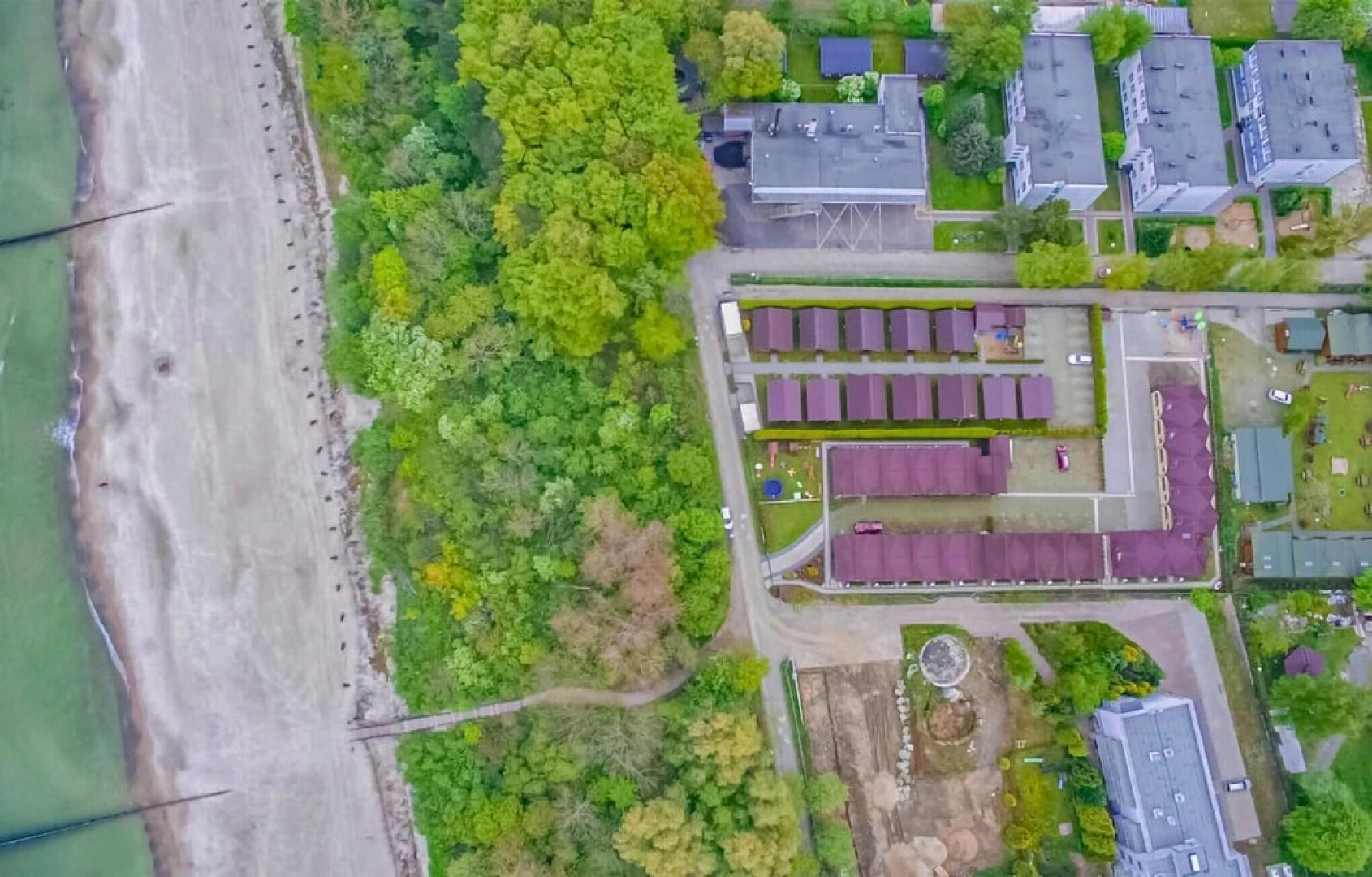 Nice Home in Sianozety With 2 Bedrooms