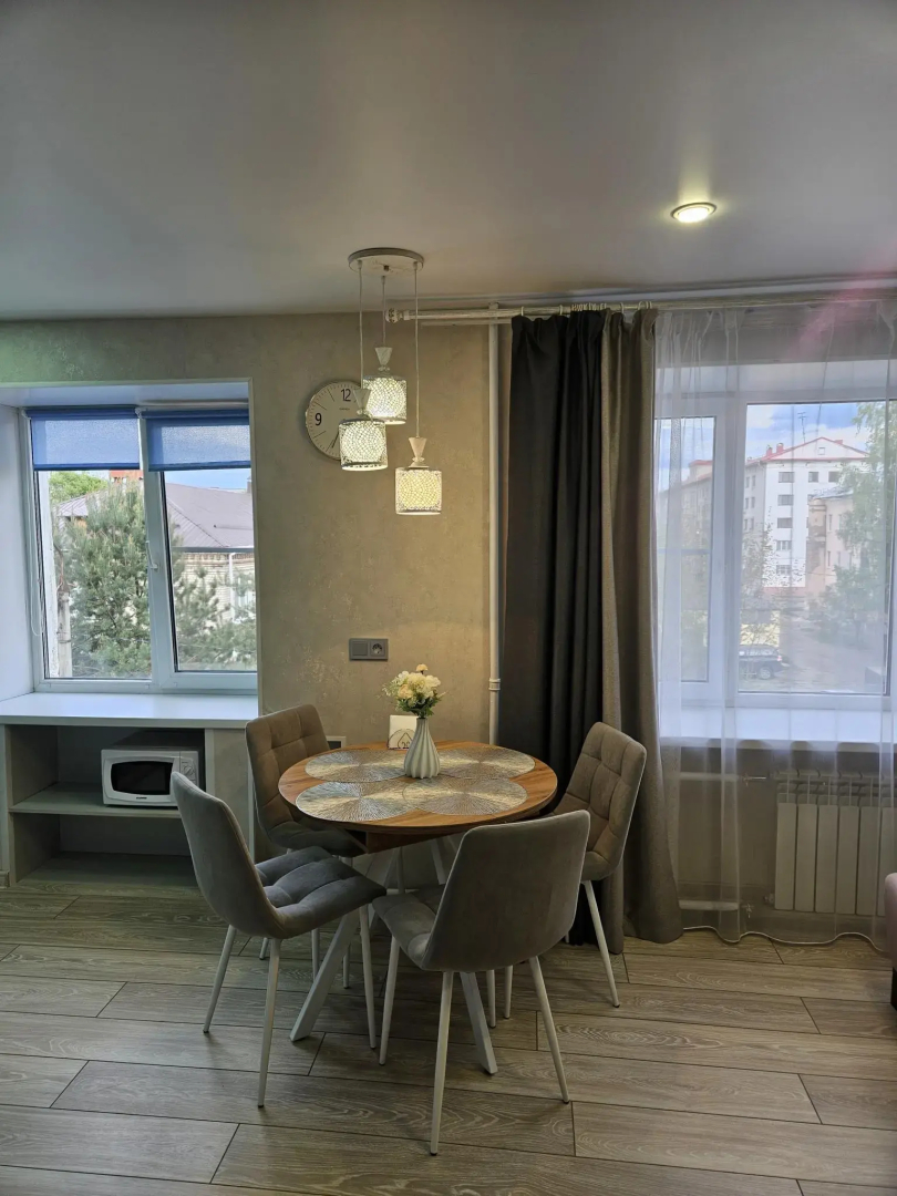 Апартаменты на улице Крестовая