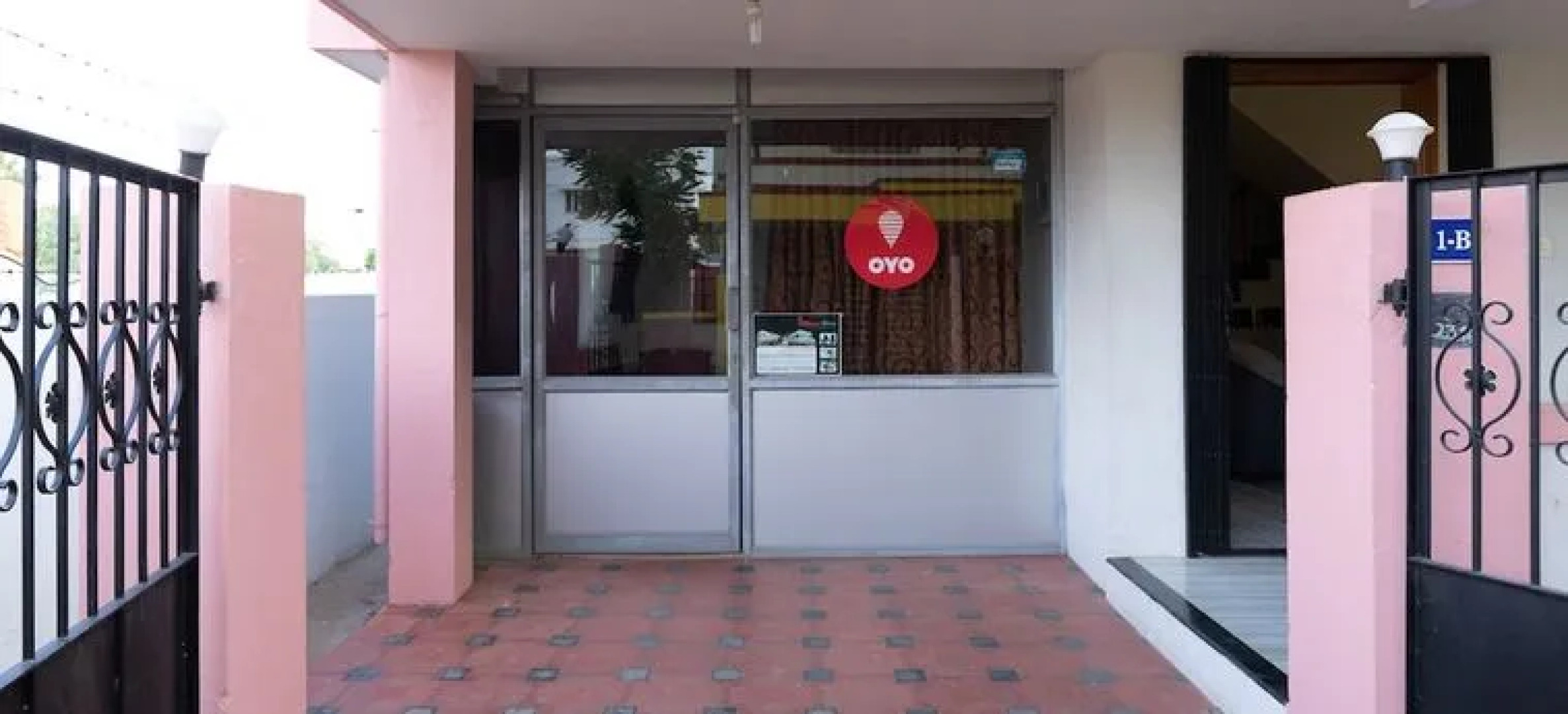 OYO 16956 Royal Home Stay Royal Garden