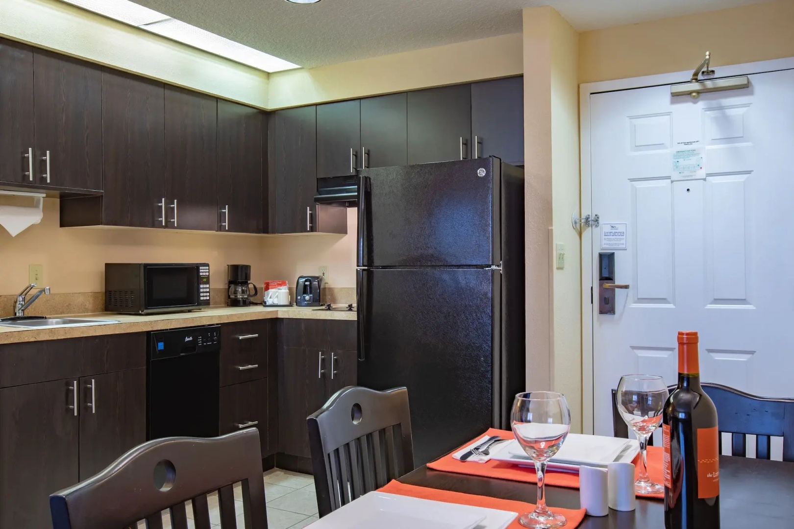 staySky Suites - I Drive Orlando