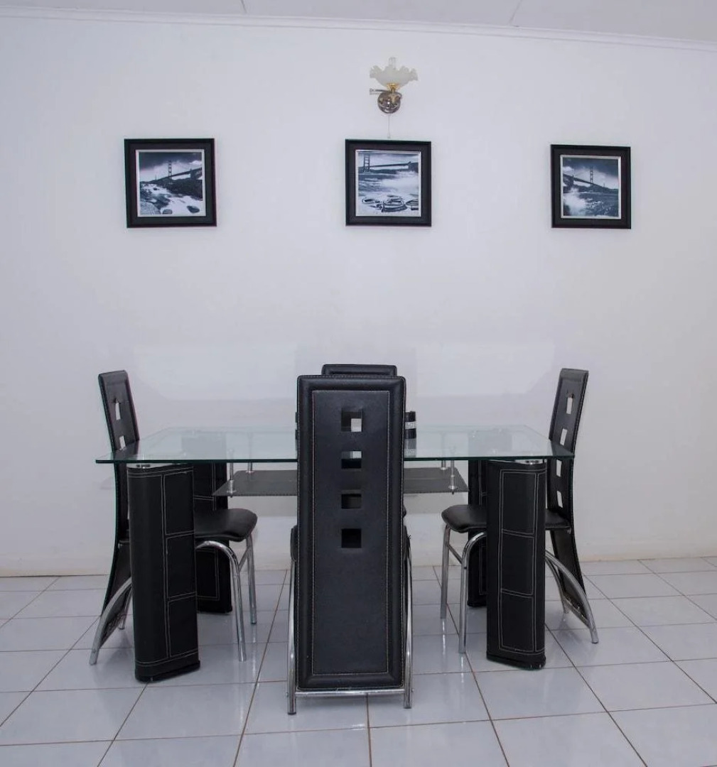 Spendwise Lodge and Apartments