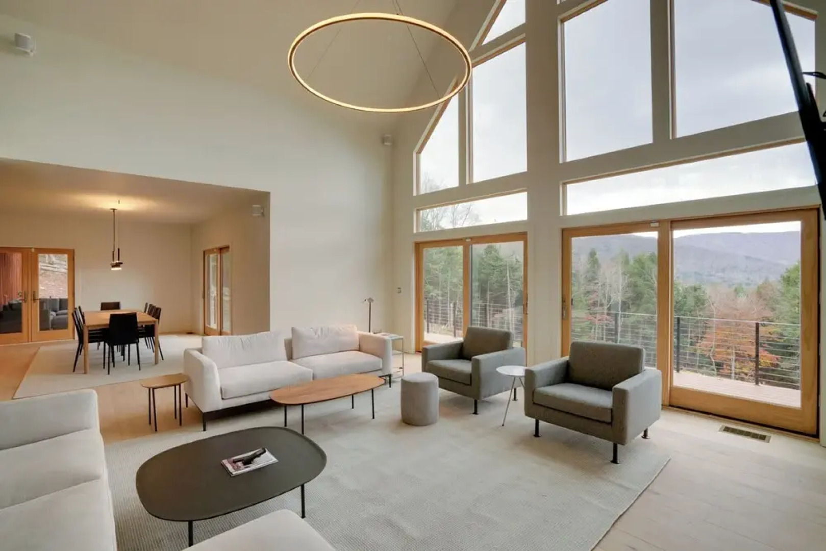 Brand New Luxury Ski Cabin - 2 Mi to Windham Mtn!