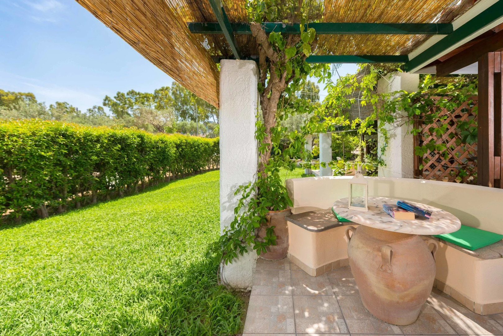 Elefteria Apartments