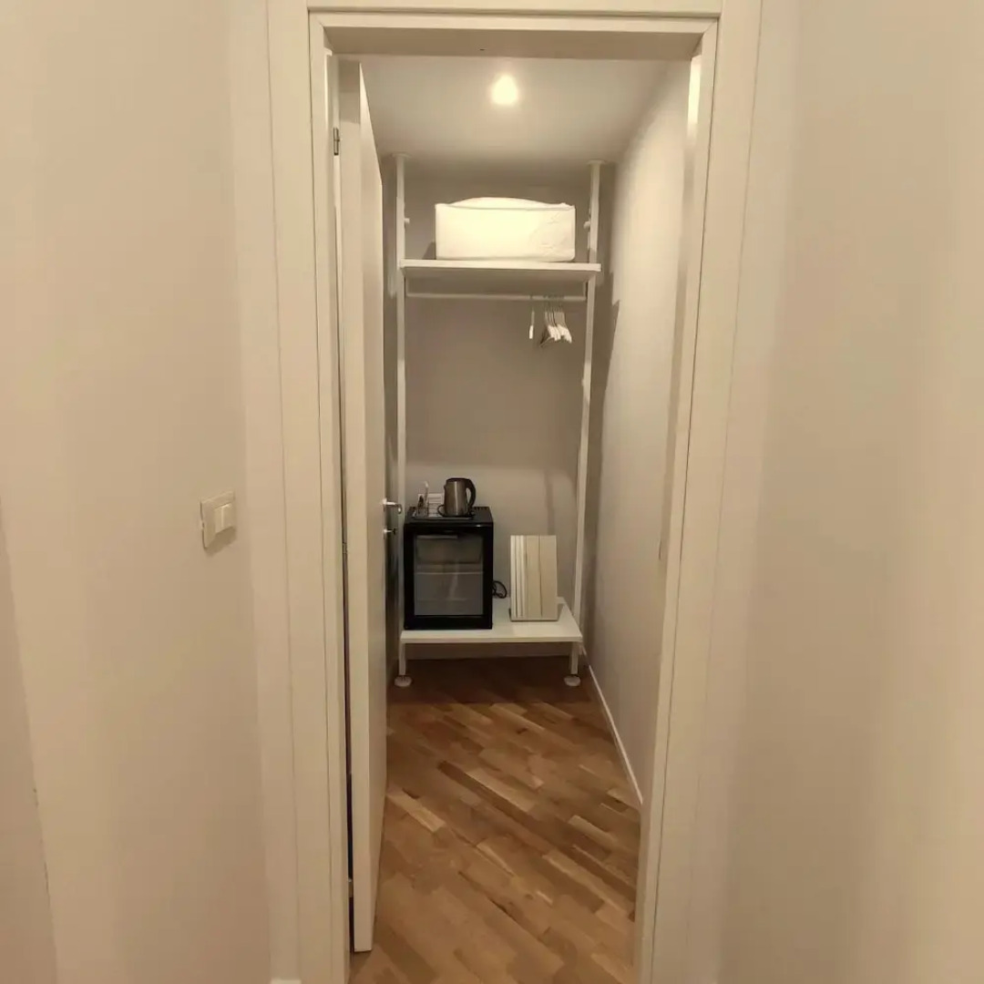 Stella CasaBono (B&B)