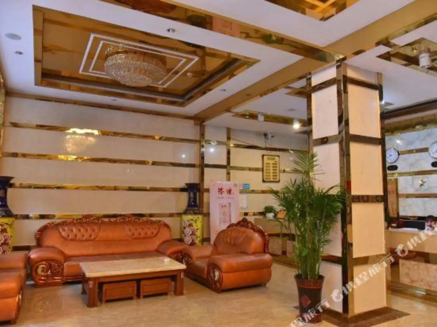 Luoyang Yubo Business Hotel (Wangcheng Park)