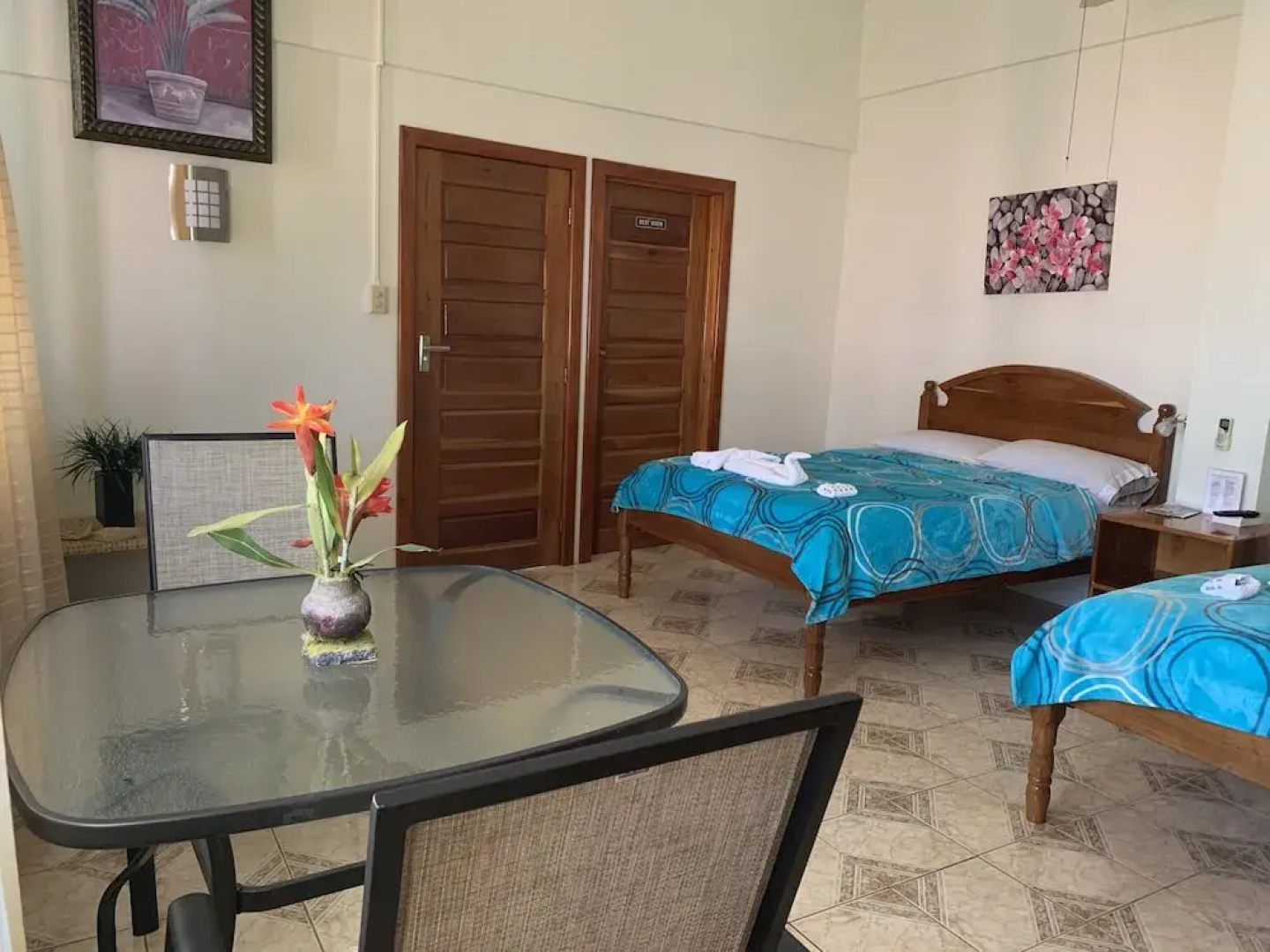 Fernando's Seaside Guest House