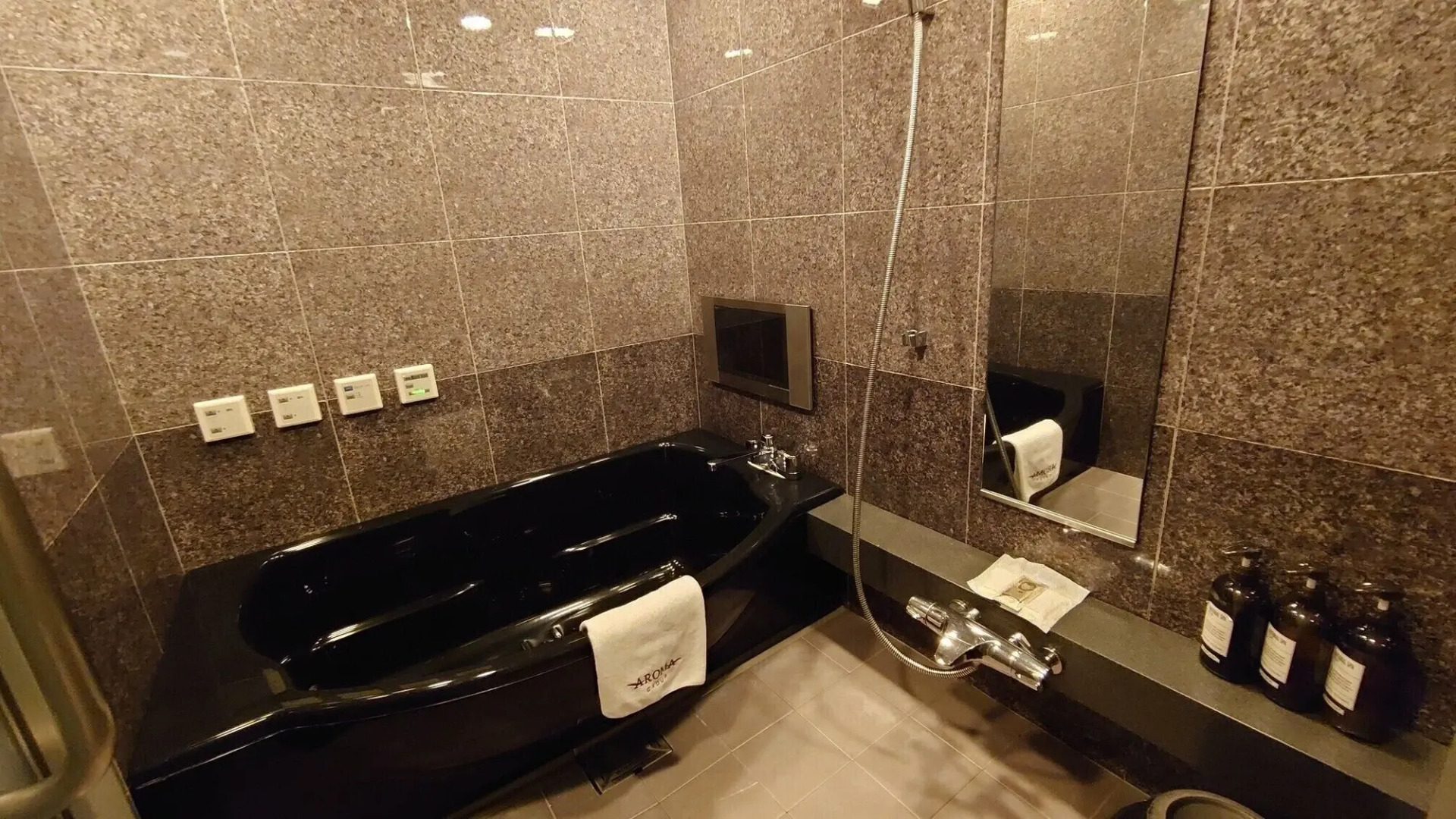 SAKE Kura Hotel Kawasaki Shuku