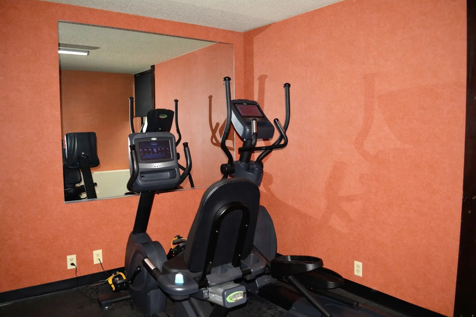 Comfort Inn & Suites Evansville Airport