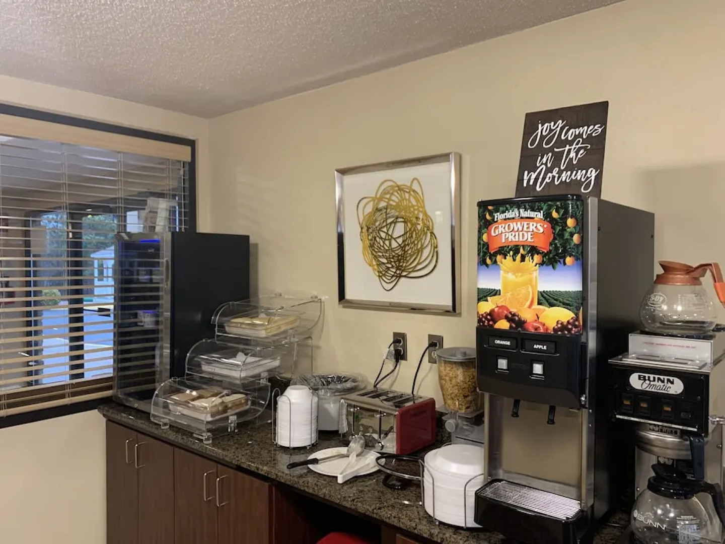 Carolina Inn & Suites of Lake Norman