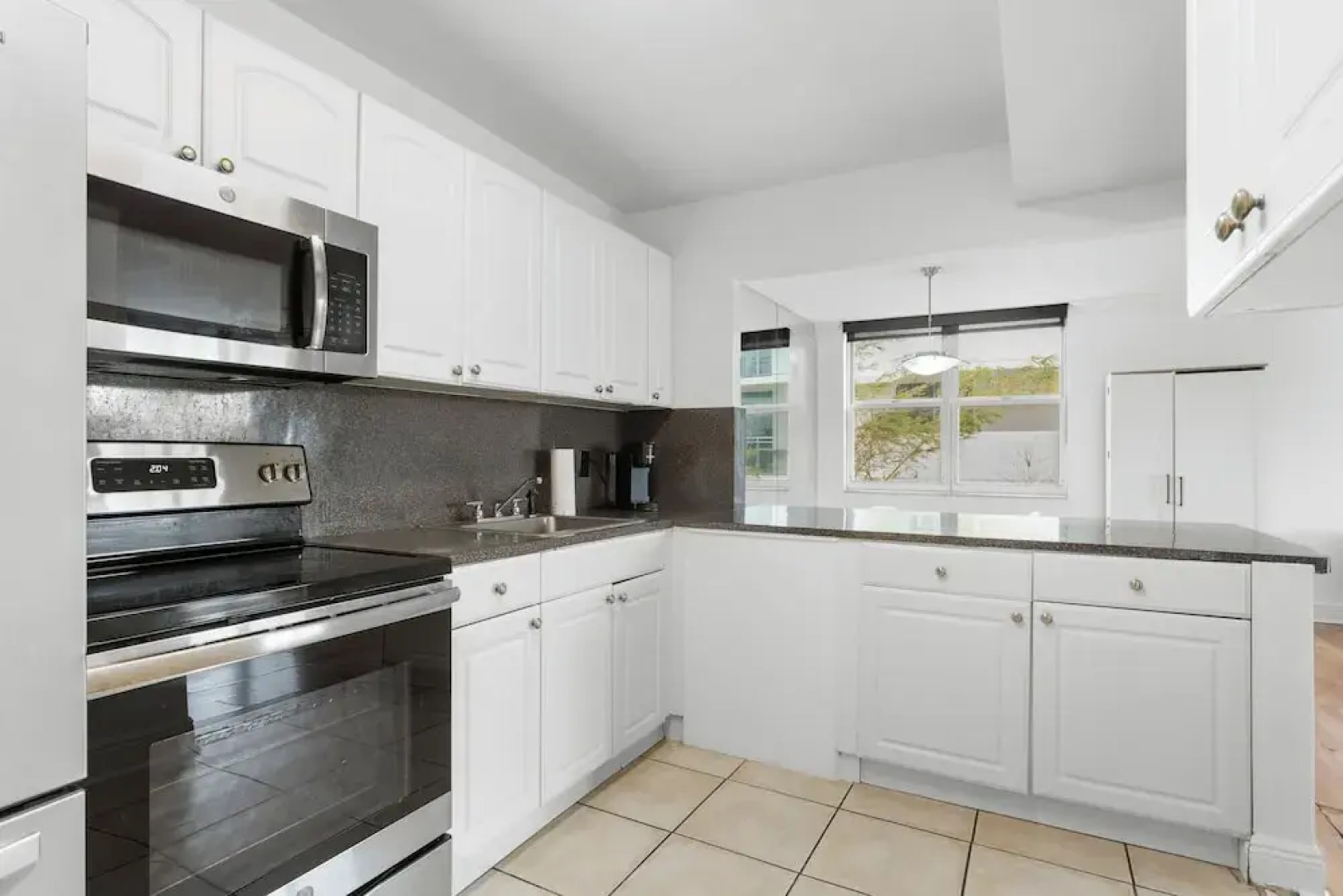 Bay Harbor Sunset Apt 2C