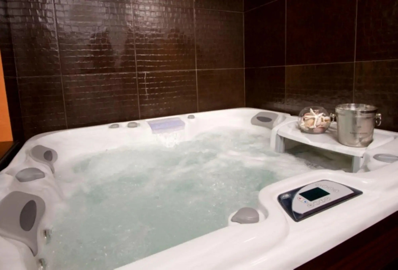 Tween Waters Island Resort & Spa