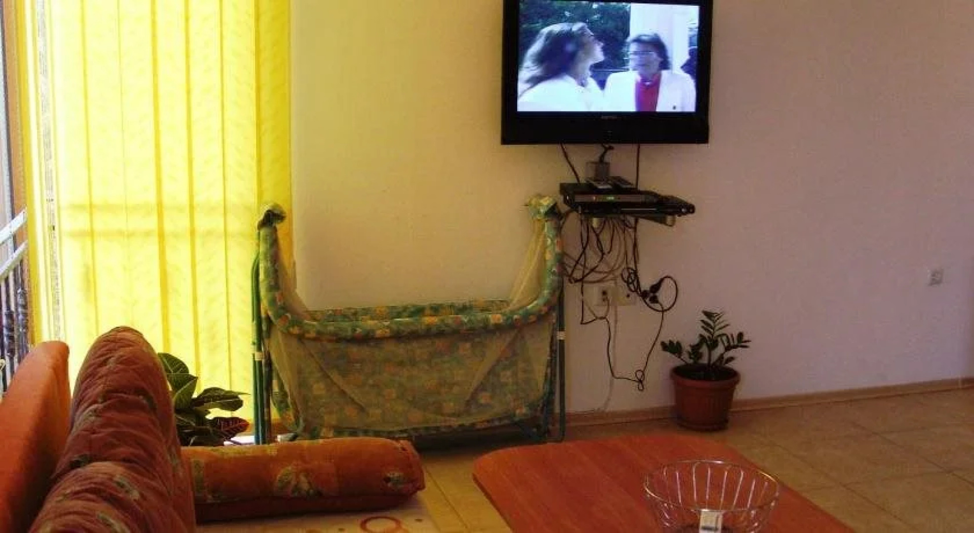 Lucky Beach Apartments