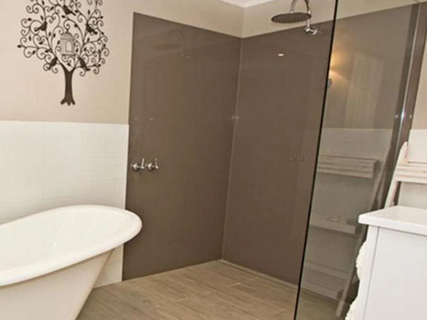 Queen's Cottage Bed and Breakfast Barossa Valley