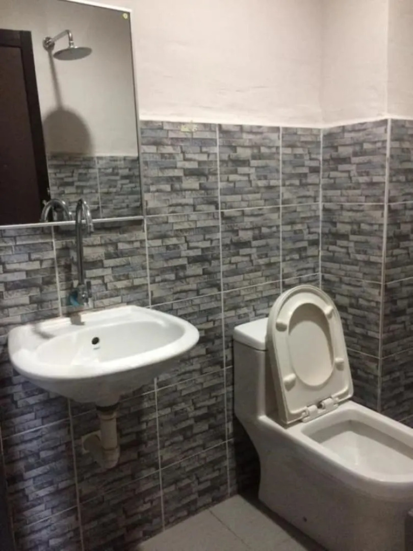 Room V at Jalan Jenang