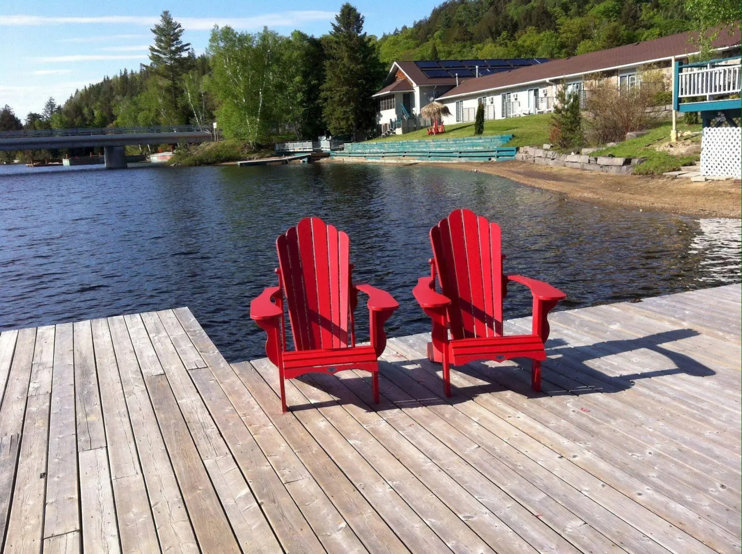Algonquin Lakeside Inn