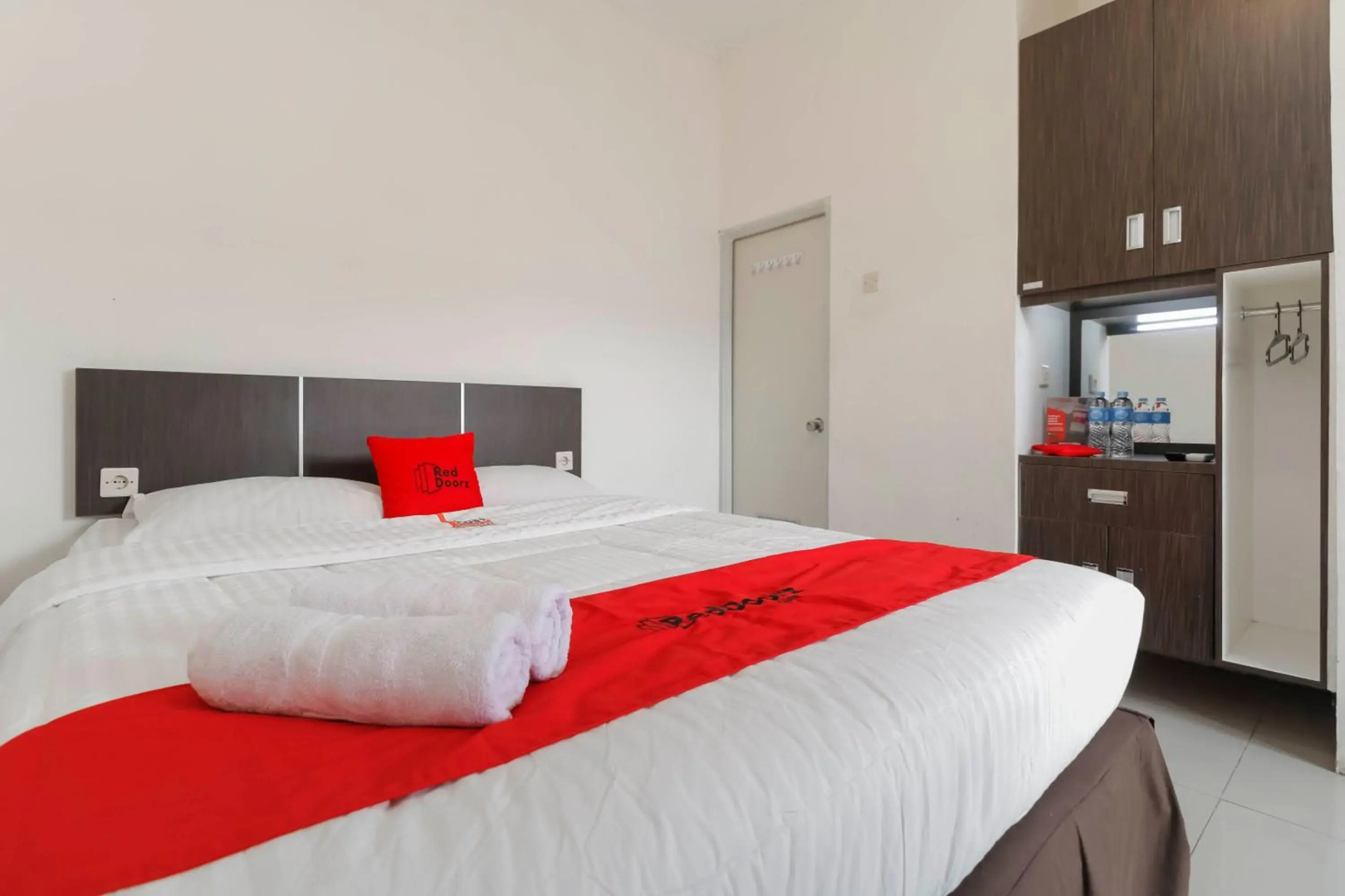 RedDoorz near Exit Toll Bogor