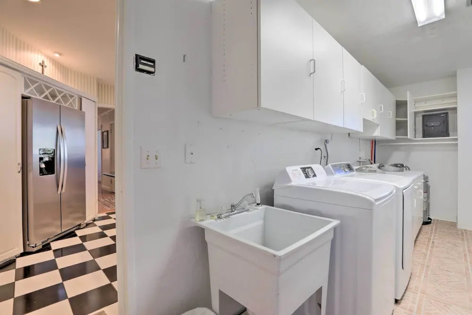 Sarasota Vacation Rental w/ Pool & Game Room!