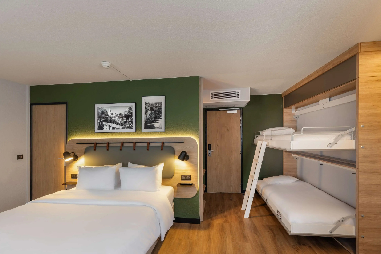 Hôtel Restaurant Campanile Paris 19 - La Villette