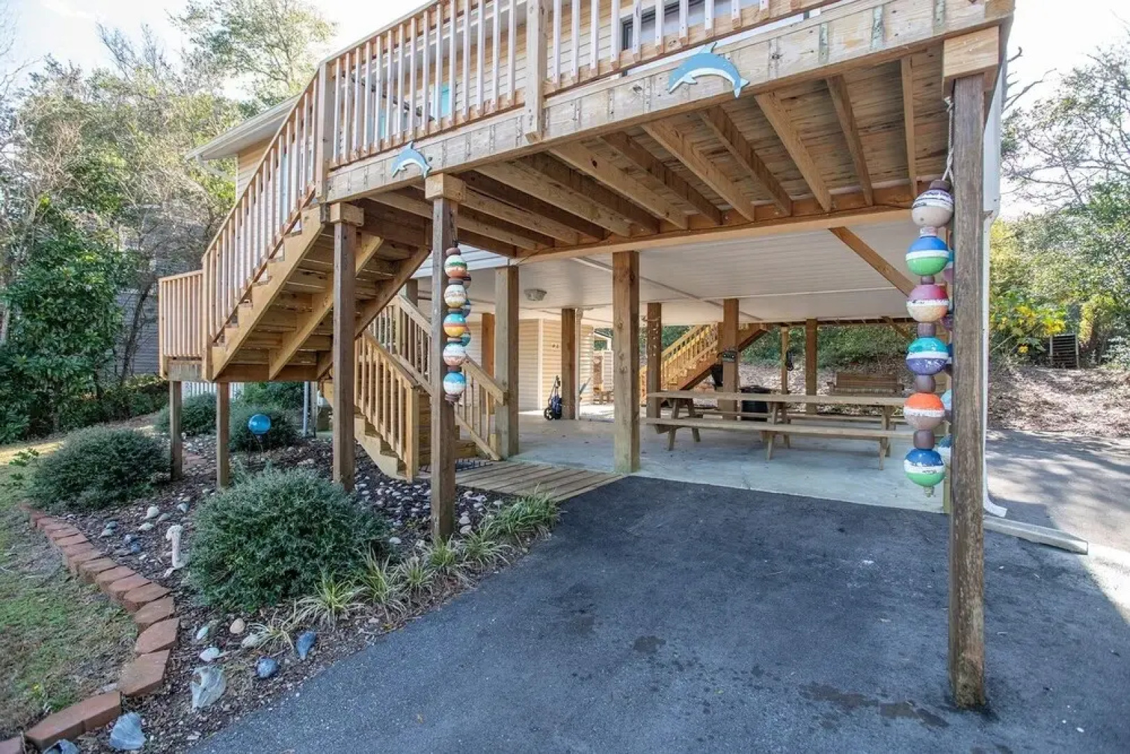 Close Enough 3 Bedroom Home by RedAwning