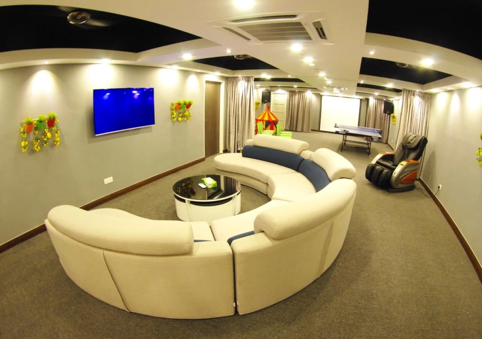 Lemon8 Hotel Apartment