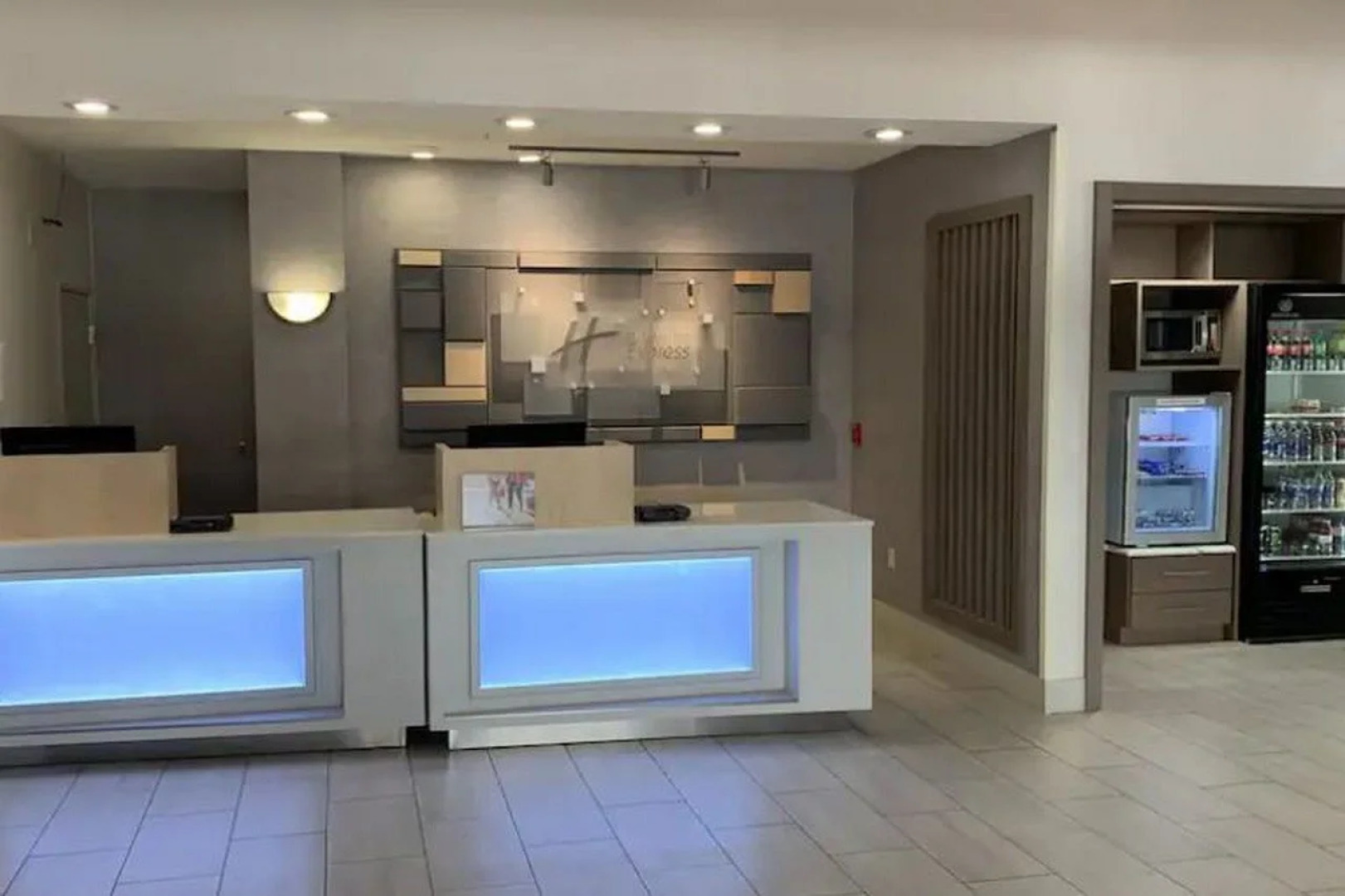 Holiday Inn Express Hotel & Suites Franklin-Oil City by IHG