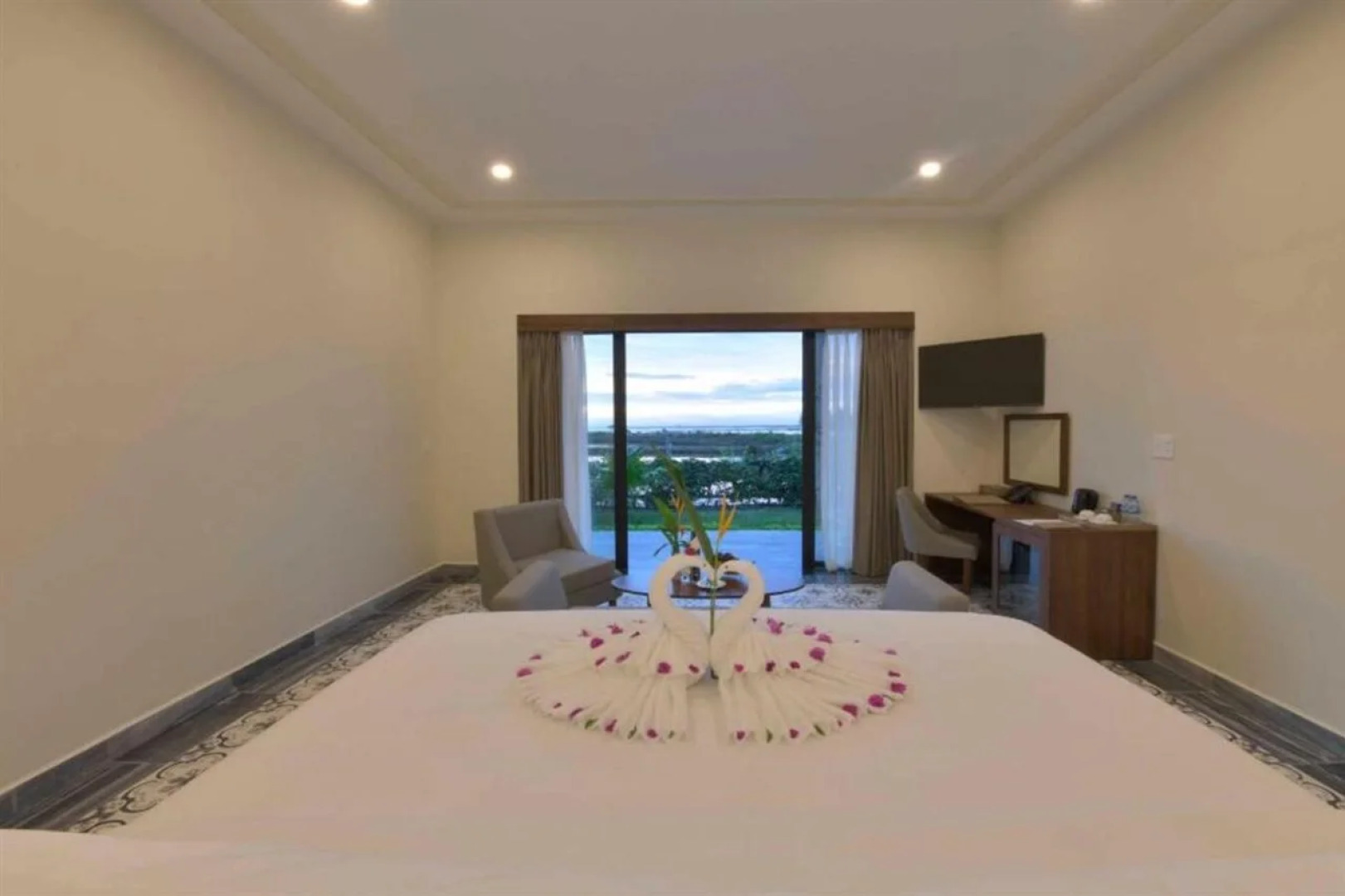 Cocoland Thu Xa Ancient Town Resort