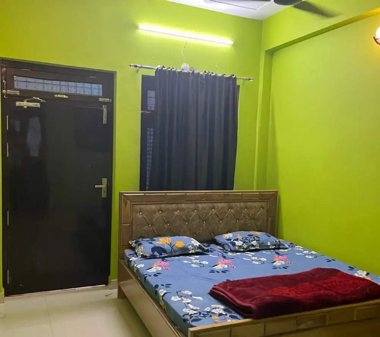 Goroomgo Shree Raj Homestay Ayodhya