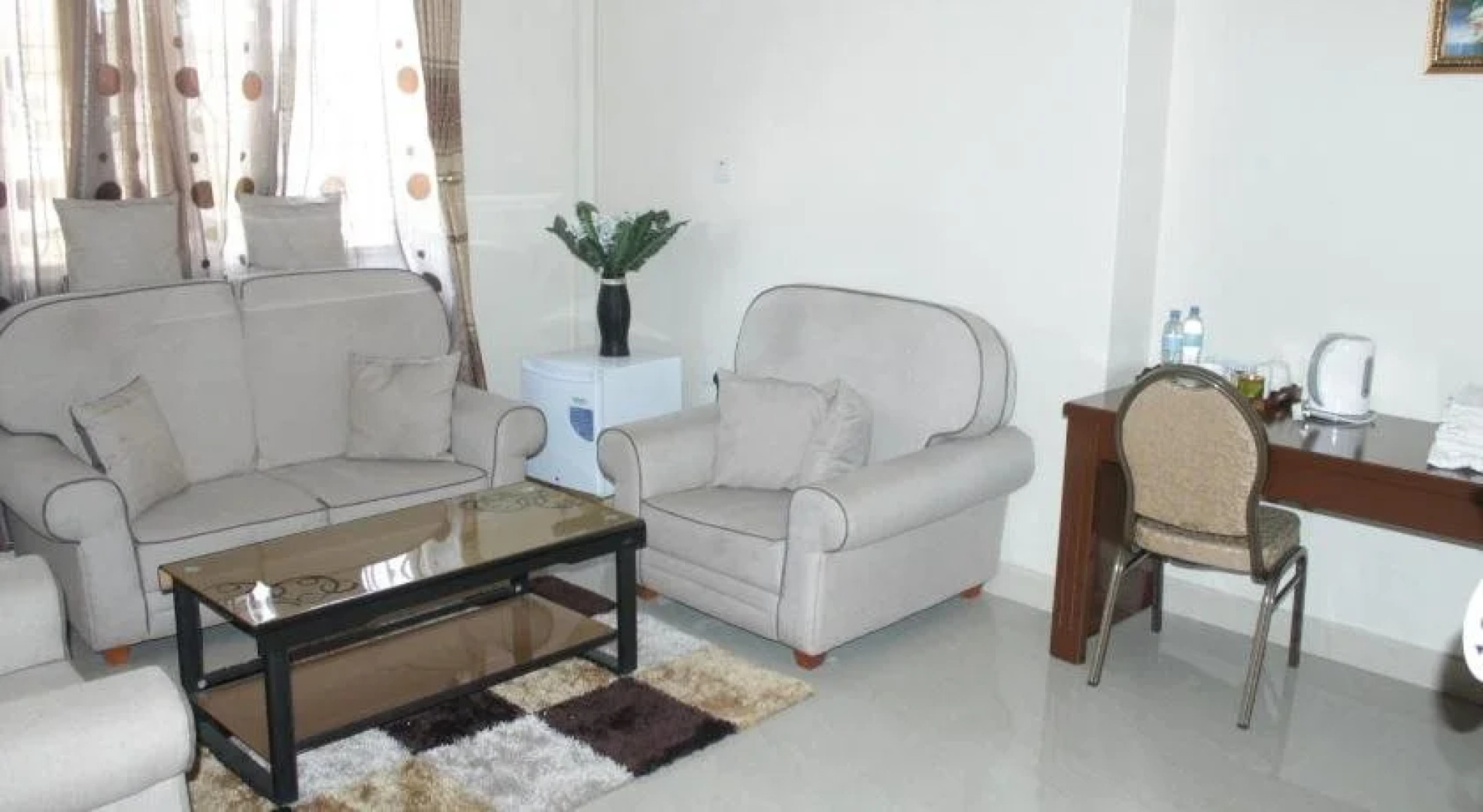 Royal Residence Hotel