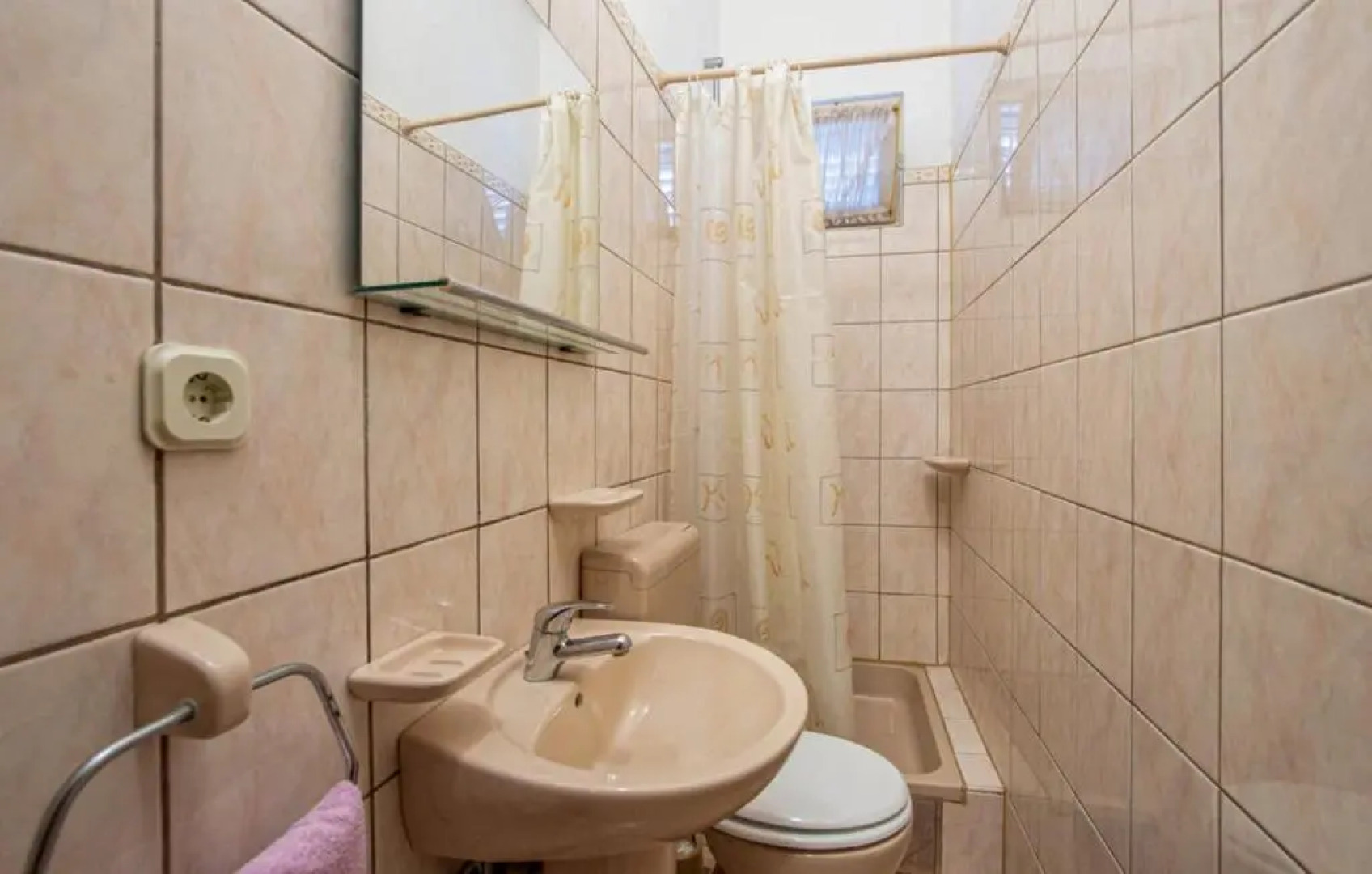 Private House With Pool, sea View and big Garden