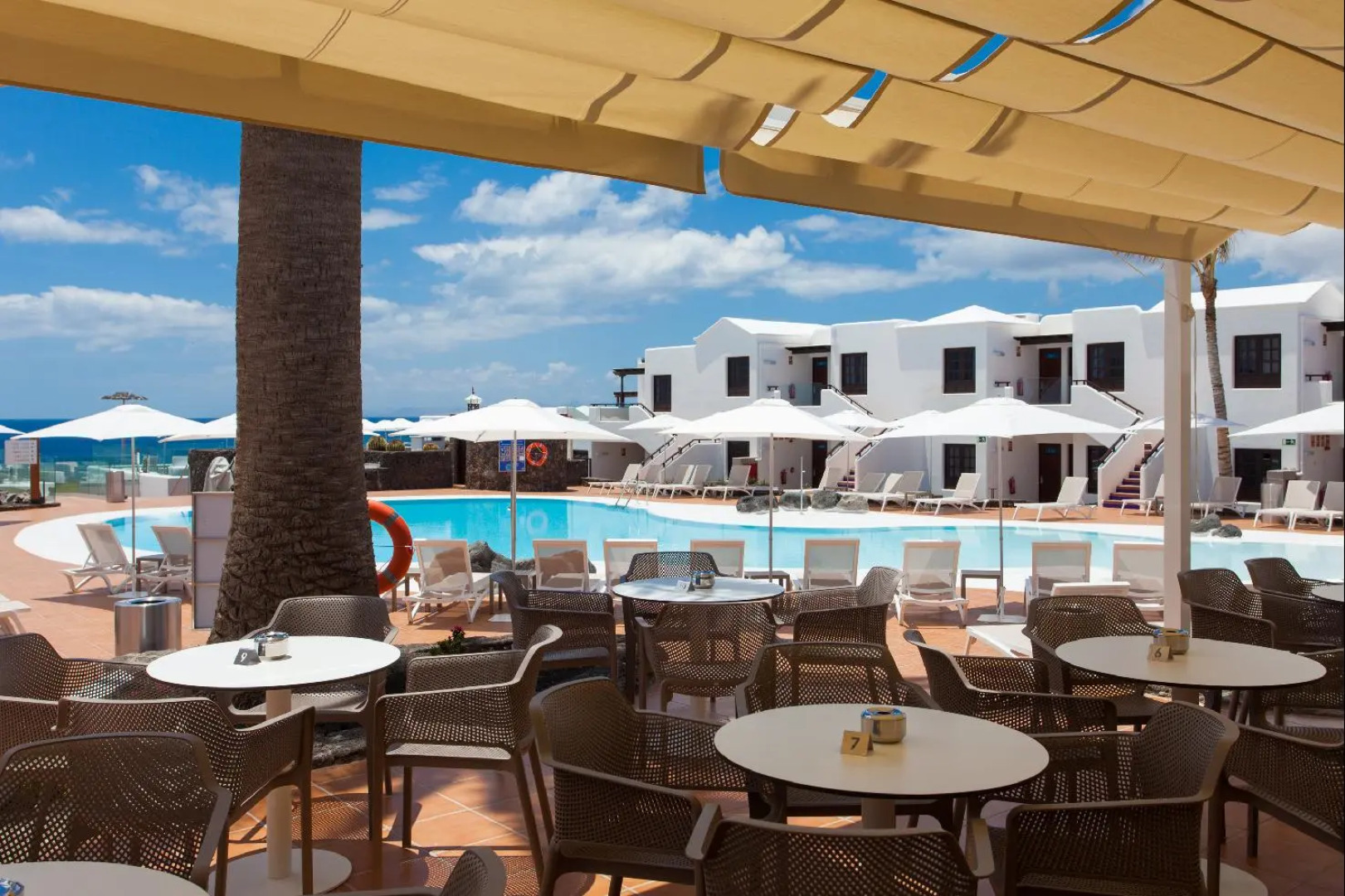 R2 Bahía Kontiki Beach Apartments