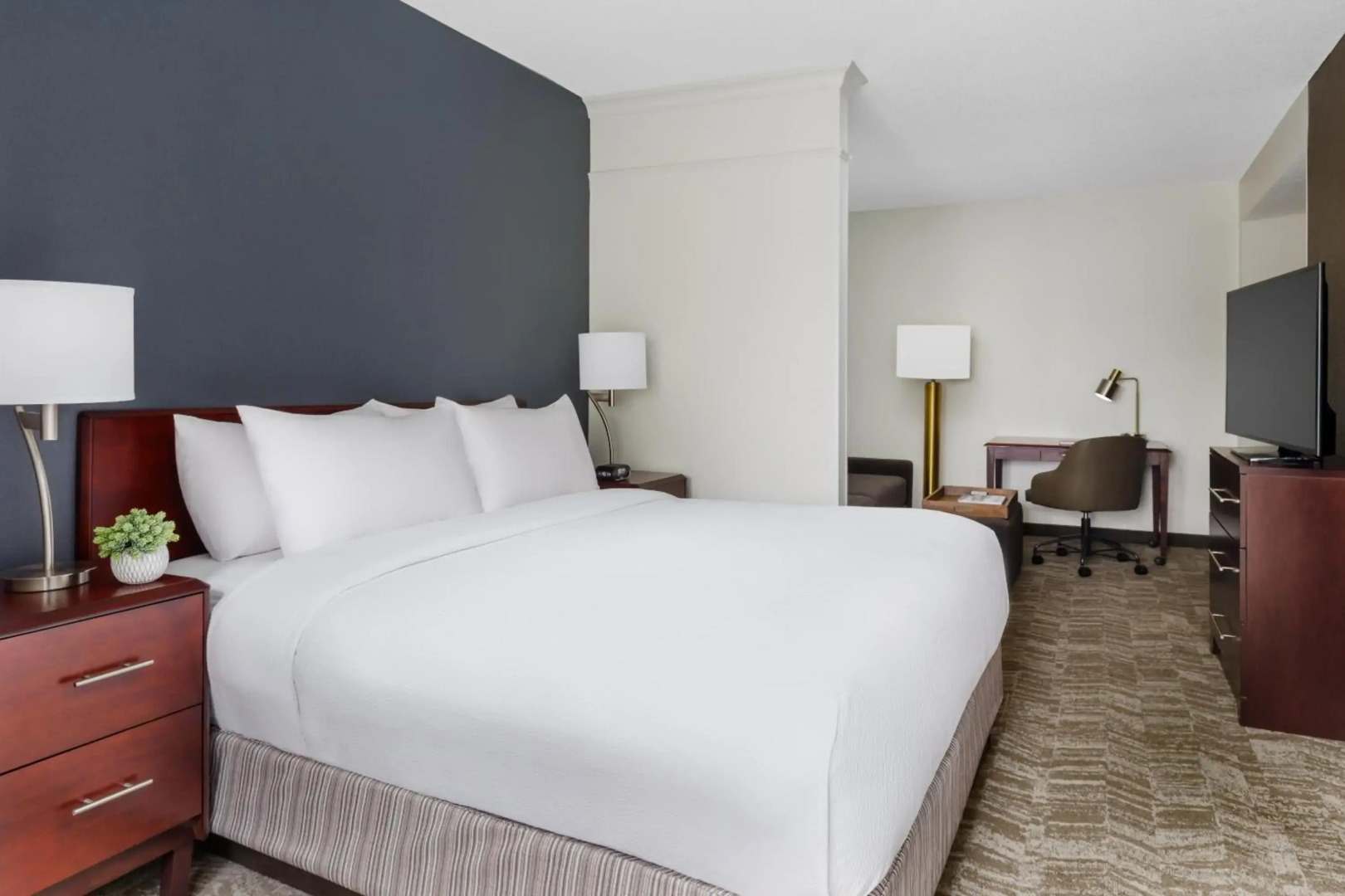 SpringHill Suites Manchester-Boston Regional Airport