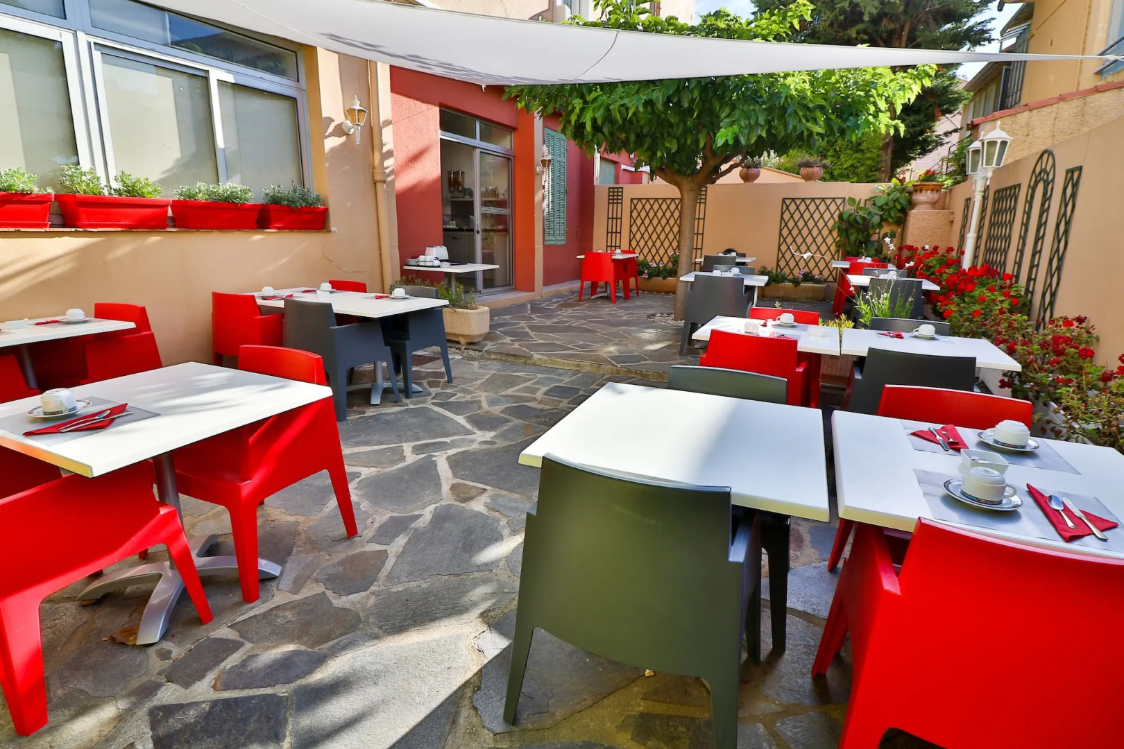 Hôtel Le Provençal