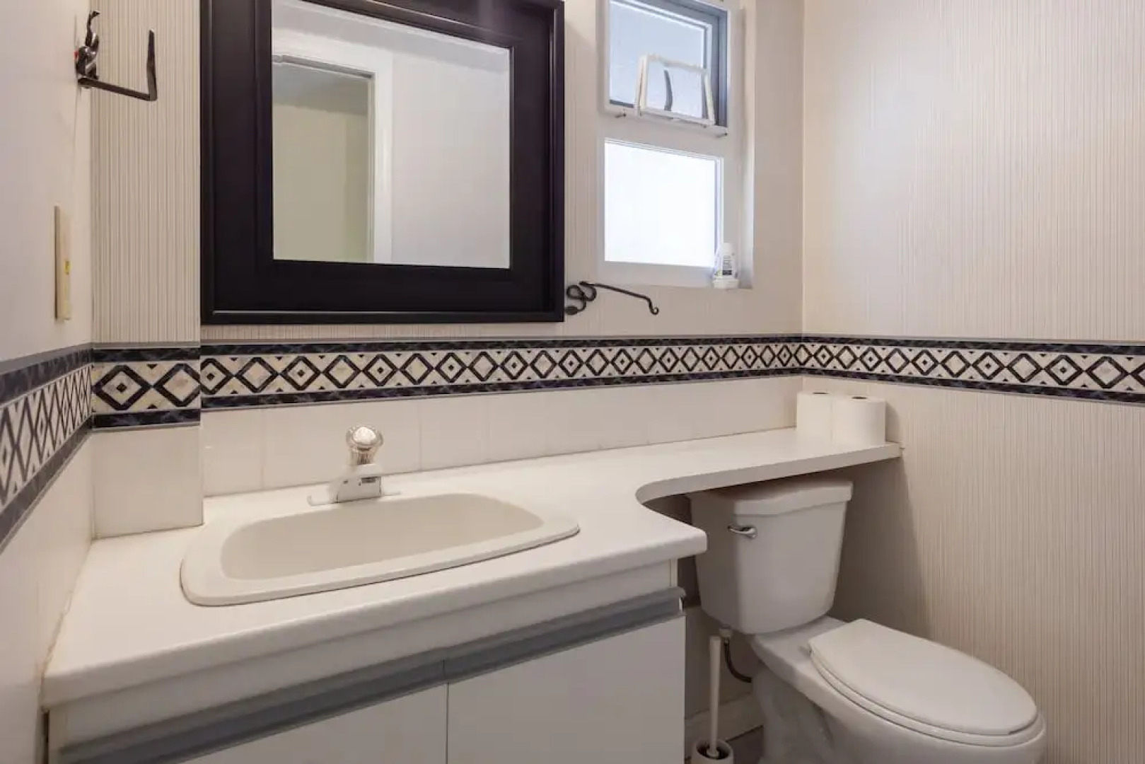 Cliff House Breakfast and Bed