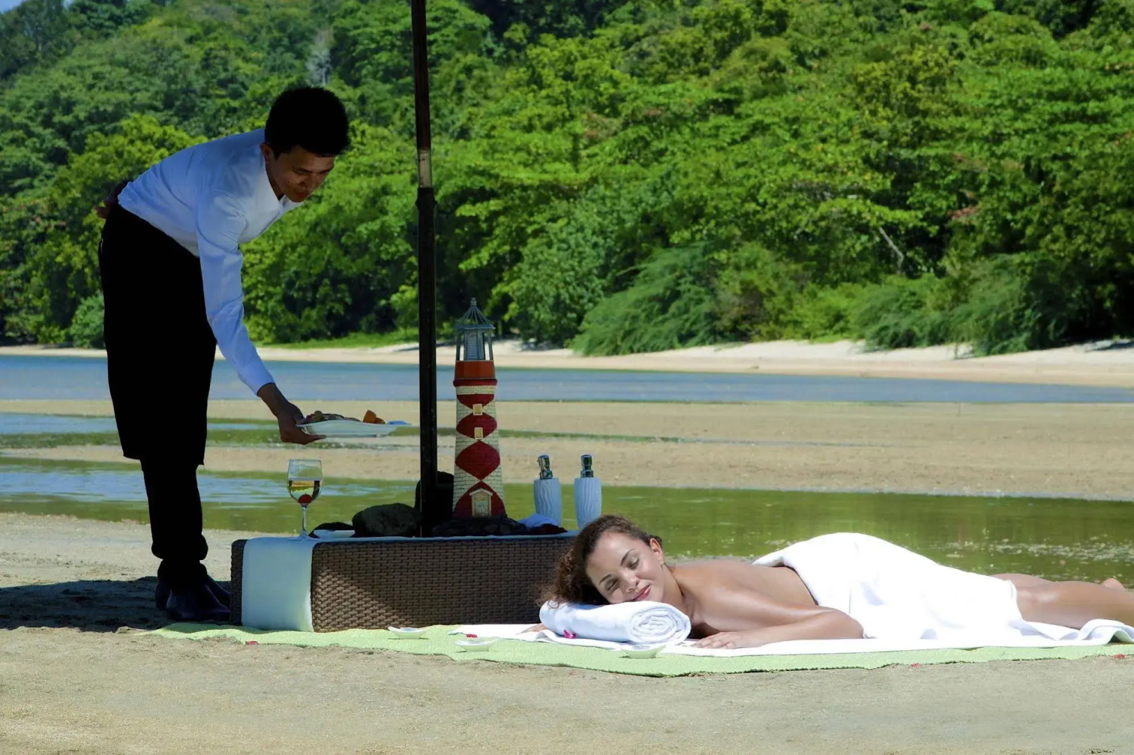 The Lighthouse Marina Resort