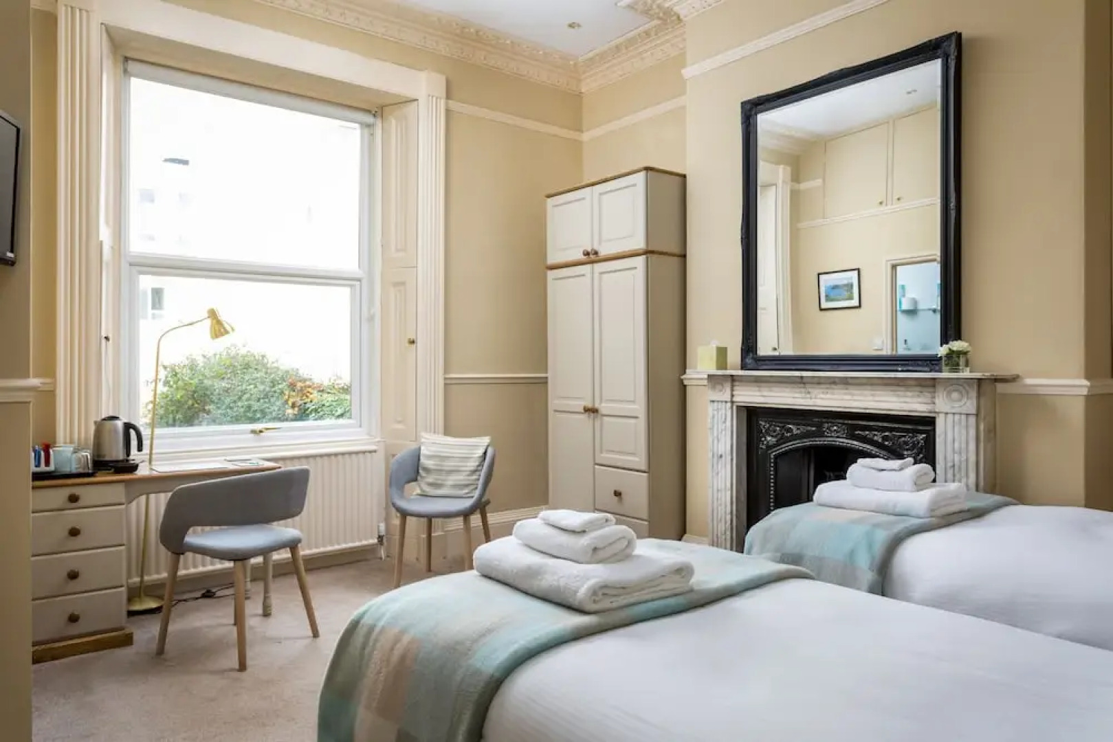 Crossways Guest House Cheltenham