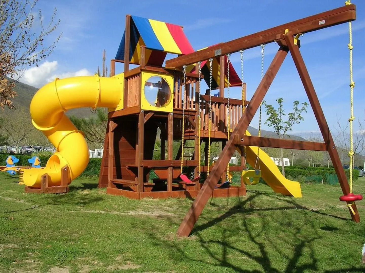 Cabañas Bungalows Camping La Vera